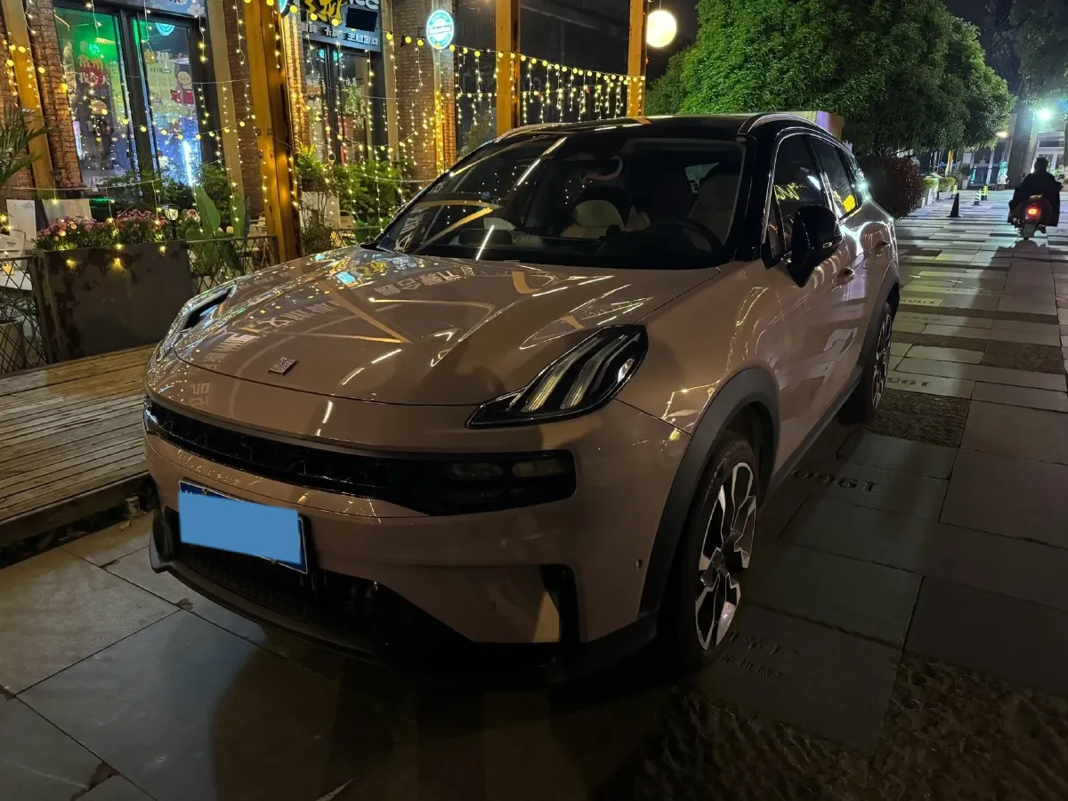 2023 LYNK&CO 03 1.5T 181HP L4 7DCT,autocango,china used car exporter,china ev exporter,chinese used car exporter,chinese used ev exporter