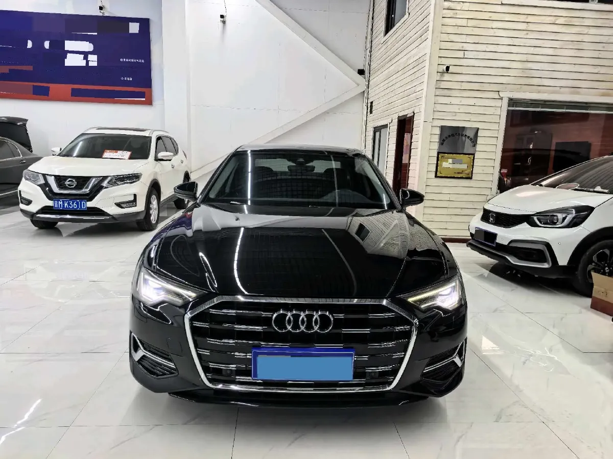 2019 Mercedes-Benz E Class 1.5T 184HP L4 9AT,autocango,china used car exporter,china ev exporter,chinese used car exporter,chinese used ev exporter