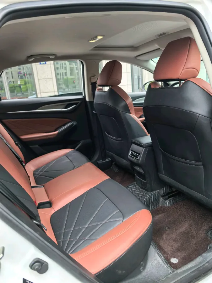 2023 ChangAn Eado 1.4T 160HP L4 7DCT,autocango,china used car exporter,china ev exporter,chinese used car exporter,chinese used ev exporter