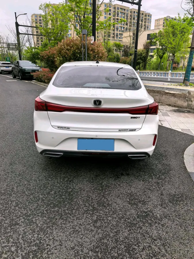2023 ChangAn Eado 1.4T 160HP L4 7DCT,autocango,china used car exporter,china ev exporter,chinese used car exporter,chinese used ev exporter