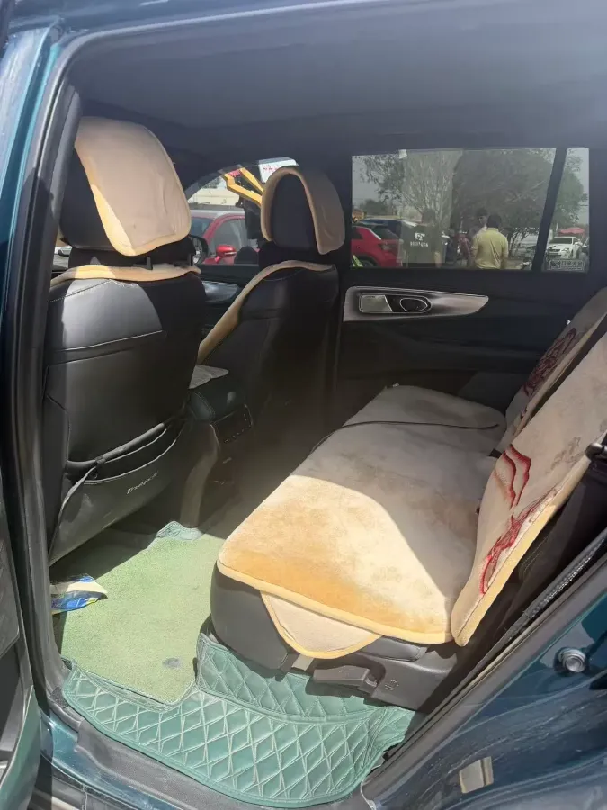 2022 GAC Trumpchi GS8 2.0T 252HP L4 8AT,autocango,china used car exporter,china ev exporter,chinese used car exporter,chinese used ev exporter