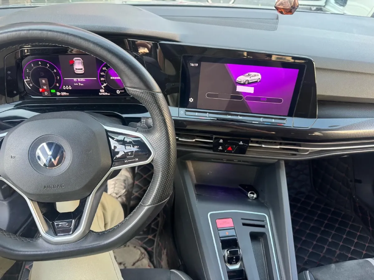 2023 Volkswagen Golf 1.4T 150HP L4 7DCT,autocango,china used car exporter,china ev exporter,chinese used car exporter,chinese used ev exporter