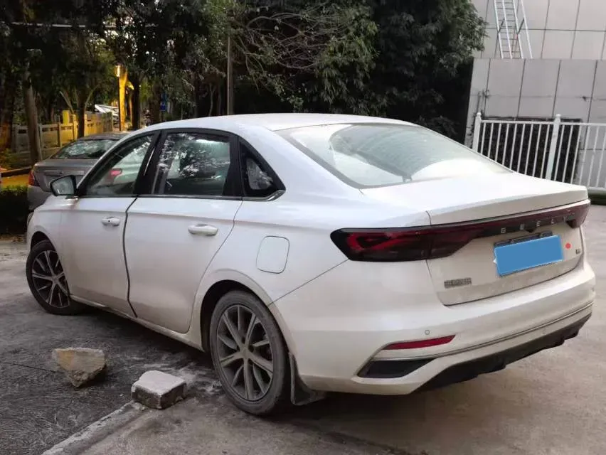 2022 Geely Emgrand 1.5L 114HP L4 CVT,autocango,china used car exporter,china ev exporter,chinese used car exporter,chinese used ev exporter