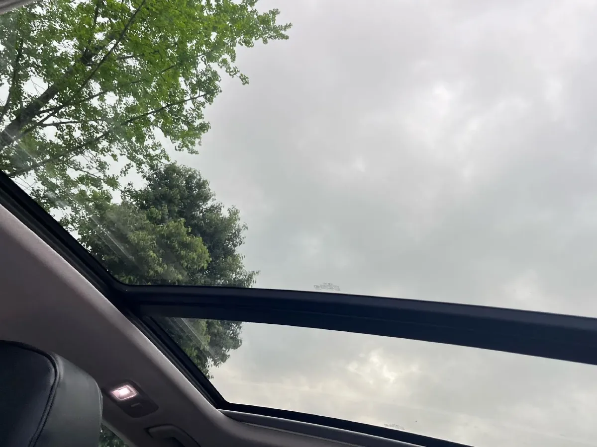 2022 Volkswagen Sagitar 1.2T 116HP L4 5MT,autocango,china used car exporter,china ev exporter,chinese used car exporter,chinese used ev exporter