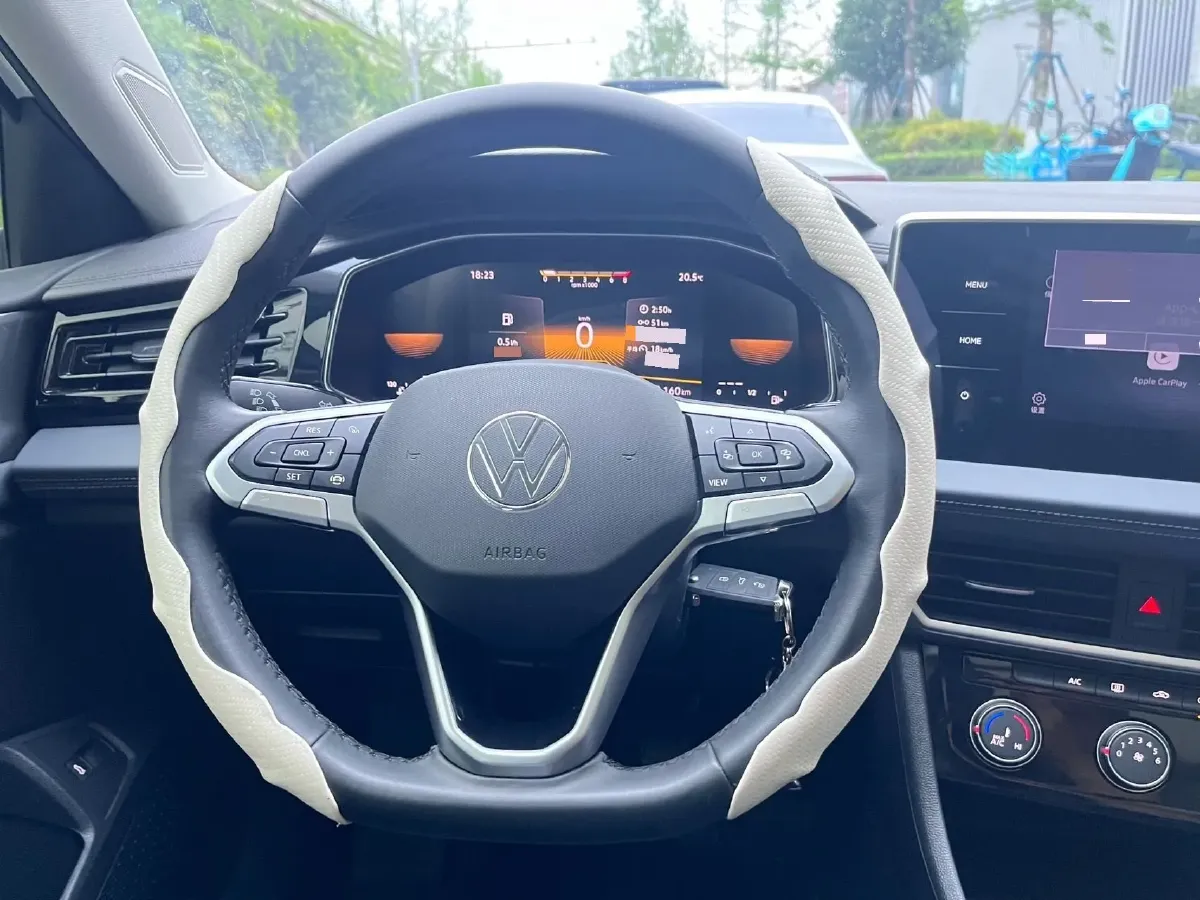 2022 Volkswagen Sagitar 1.2T 116HP L4 5MT,autocango,china used car exporter,china ev exporter,chinese used car exporter,chinese used ev exporter