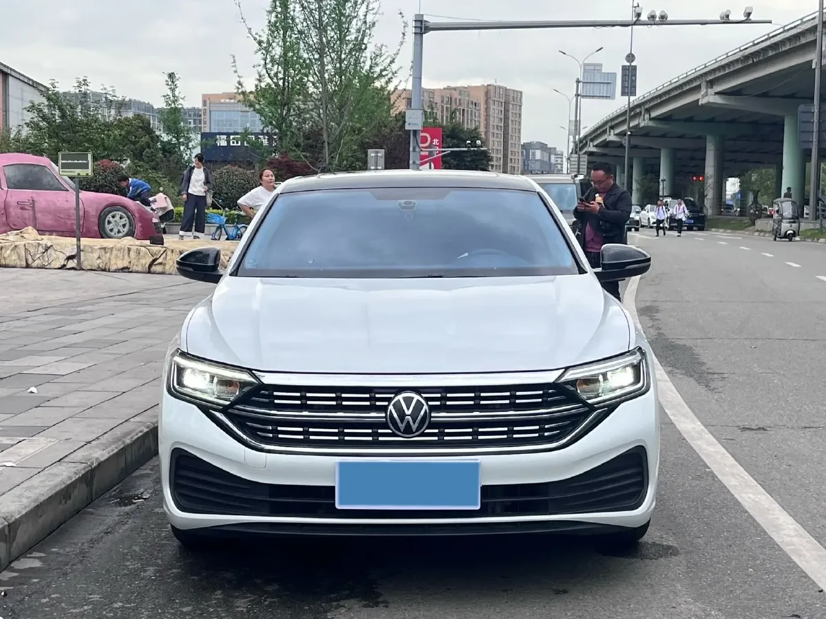 2022 Volkswagen Sagitar 1.2T 116HP L4 5MT,autocango,china used car exporter,china ev exporter,chinese used car exporter,chinese used ev exporter