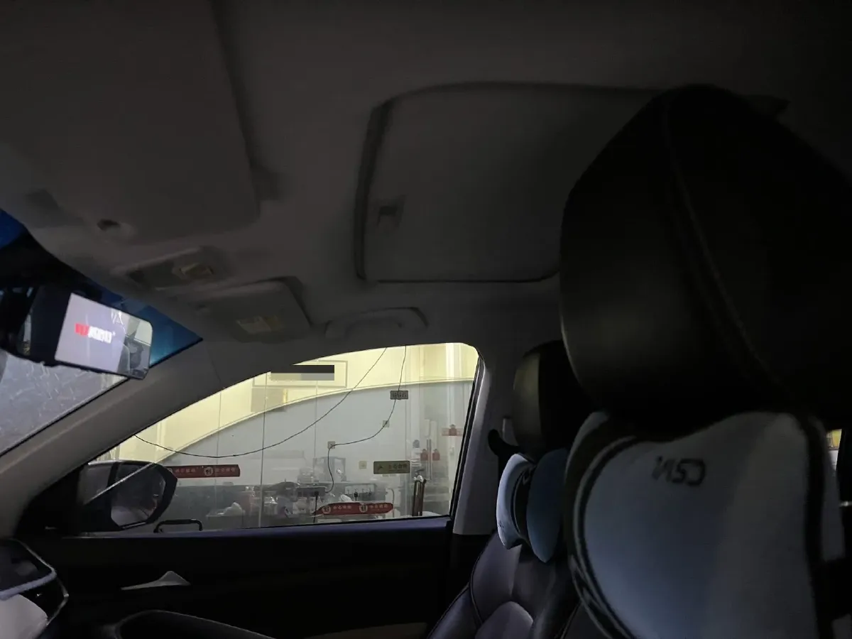 2018 BaoJun 530 1.5T 150HP L4 6MT,autocango,china used car exporter,china ev exporter,chinese used car exporter,chinese used ev exporter