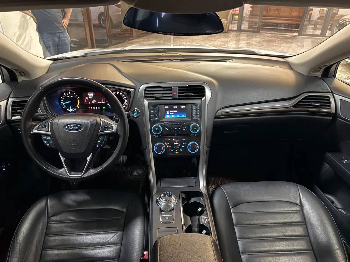 2018 Ford Mondeo 1.5T 181HP L4 6AT,autocango,china used car exporter,china ev exporter,chinese used car exporter,chinese used ev exporter