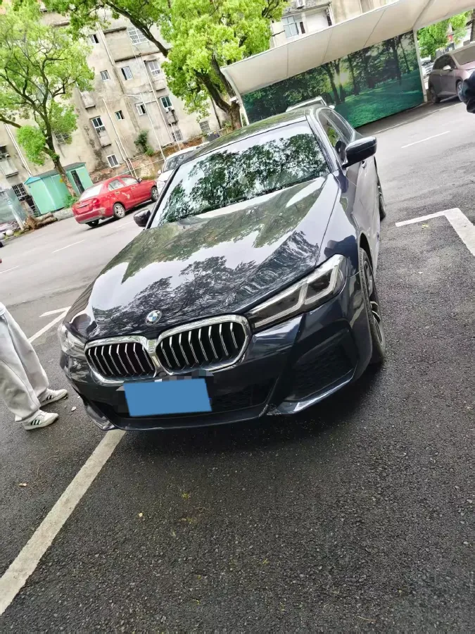 2022 BMW 5 Series 2.0T 184HP L4 8AT,autocango,china used car exporter,china ev exporter,chinese used car exporter,chinese used ev exporter