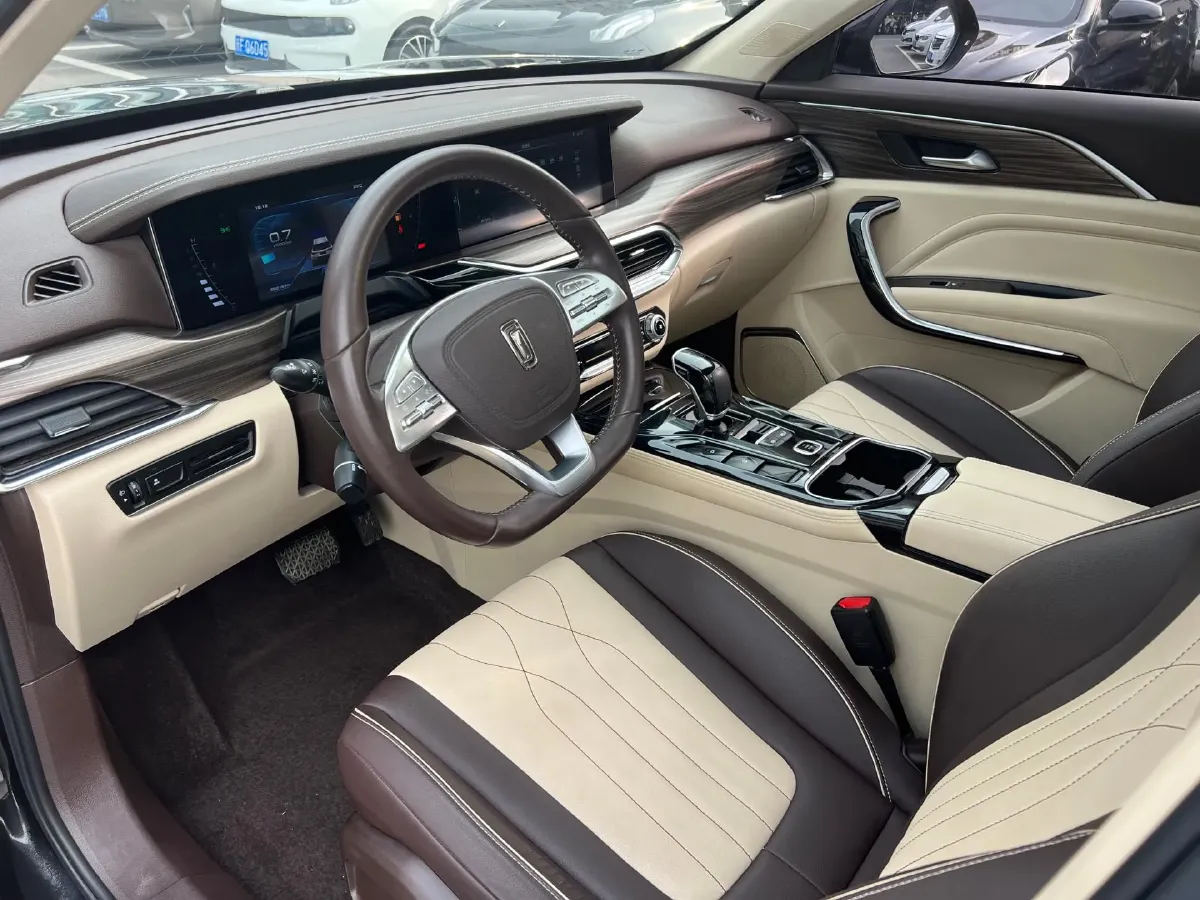 2021 Bestune T77 1.5T 169HP L4 7DCT,autocango,china used car exporter,china ev exporter,chinese used car exporter,chinese used ev exporter