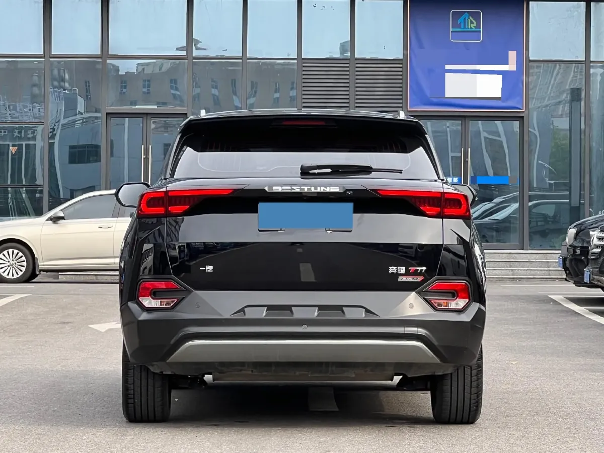 2021 Bestune T77 1.5T 169HP L4 7DCT,autocango,china used car exporter,china ev exporter,chinese used car exporter,chinese used ev exporter