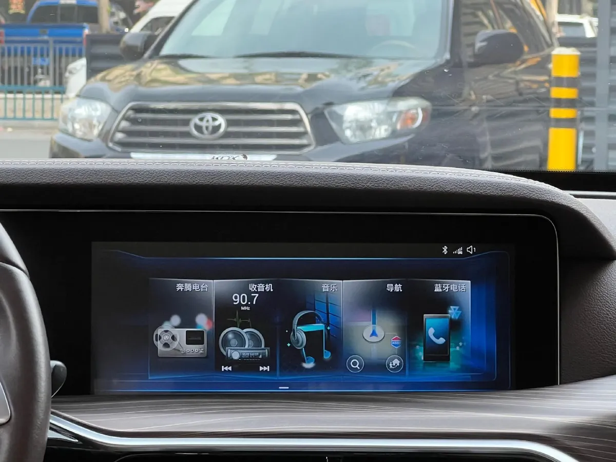 2021 Bestune T77 1.5T 169HP L4 7DCT,autocango,china used car exporter,china ev exporter,chinese used car exporter,chinese used ev exporter