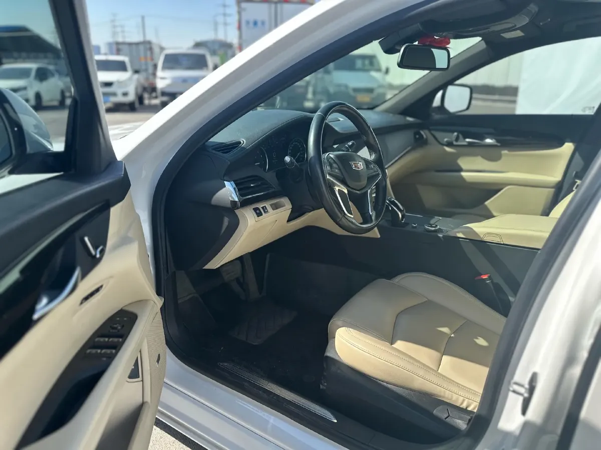 2020 Cadillac CT6 2.0T 241HP L4 10AT,autocango,china used car exporter,china ev exporter,chinese used car exporter,chinese used ev exporter