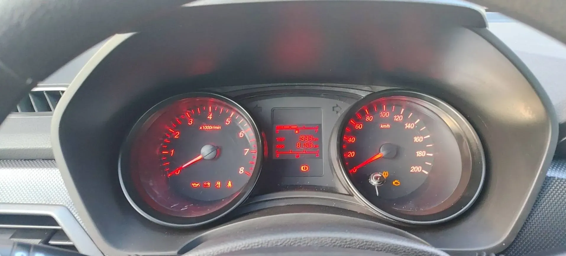 2021 Yema SiPaiKa 1.5L 109HP L4 5MT,autocango,china used car exporter,china ev exporter,chinese used car exporter,chinese used ev exporter