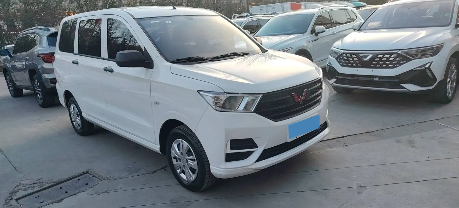 2021 Yema SiPaiKa 1.5L 109HP L4 5MT,autocango,china used car exporter,china ev exporter,chinese used car exporter,chinese used ev exporter