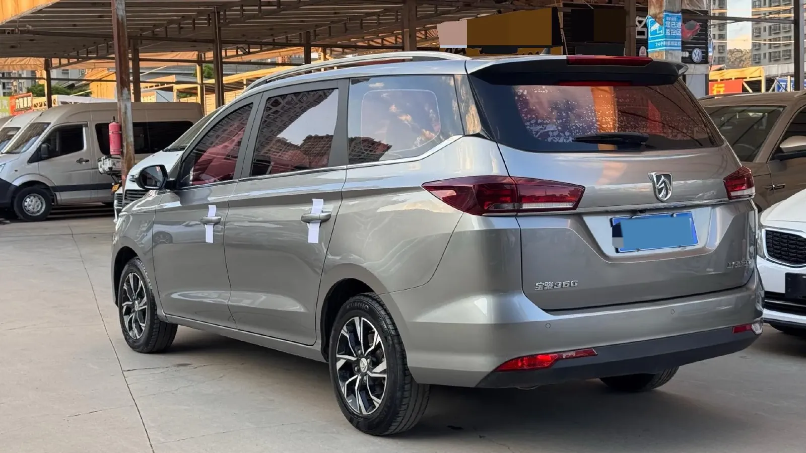 2018 BaoJun 360 1.5L 112HP L4 6MT,autocango,china used car exporter,china ev exporter,chinese used car exporter,chinese used ev exporter