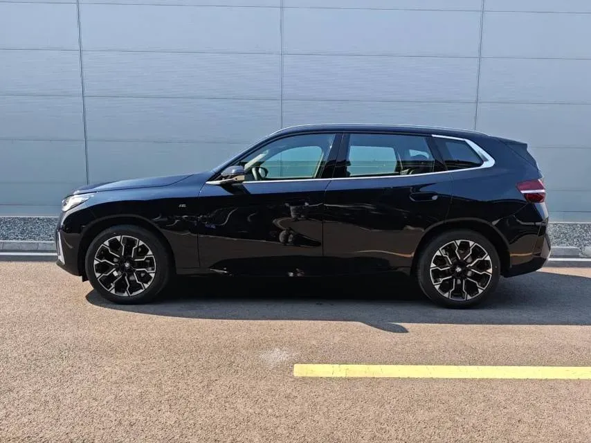 2025 BMW X3 2.0T 258HP L4 8AT,autocango,china used car exporter,china ev exporter,chinese used car exporter,chinese used ev exporter
