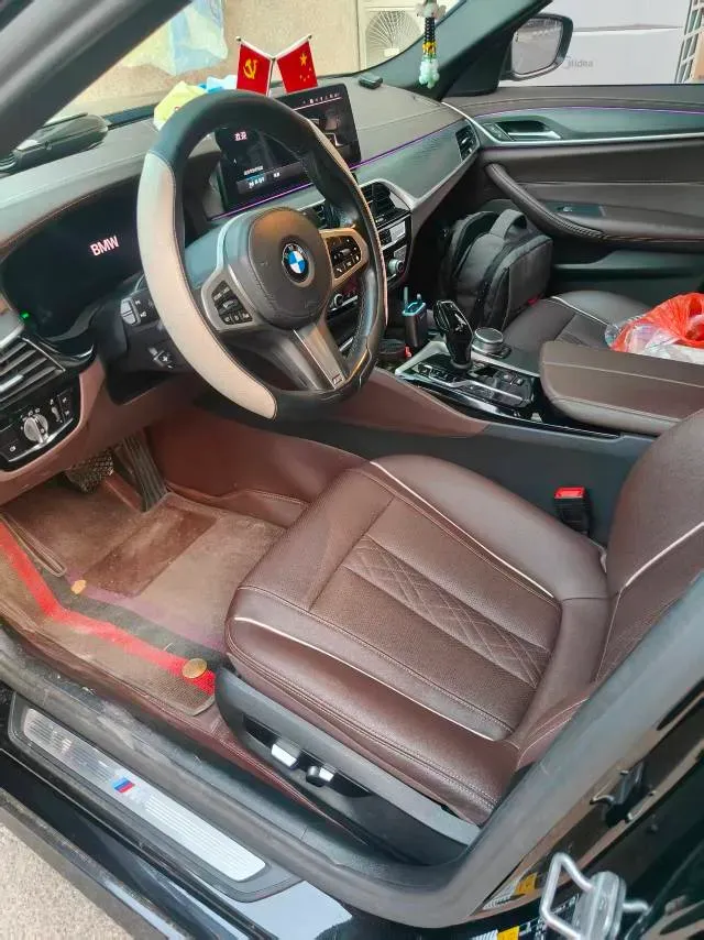 2021 BMW 5 Series 2.0T 184HP L4 8AT PHEV 17.7KWH,autocango,china used car exporter,china ev exporter,chinese used car exporter,chinese used ev exporter