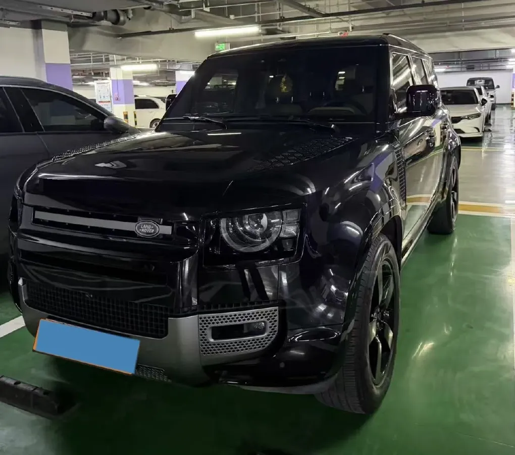 2024 Land Rover Defender 3.0T 400HP L6 8AT,autocango,china used car exporter,china ev exporter,chinese used car exporter,chinese used ev exporter