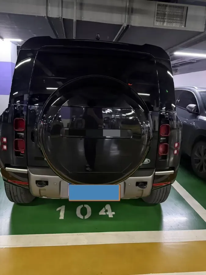 2024 Land Rover Defender 3.0T 400HP L6 8AT,autocango,china used car exporter,china ev exporter,chinese used car exporter,chinese used ev exporter