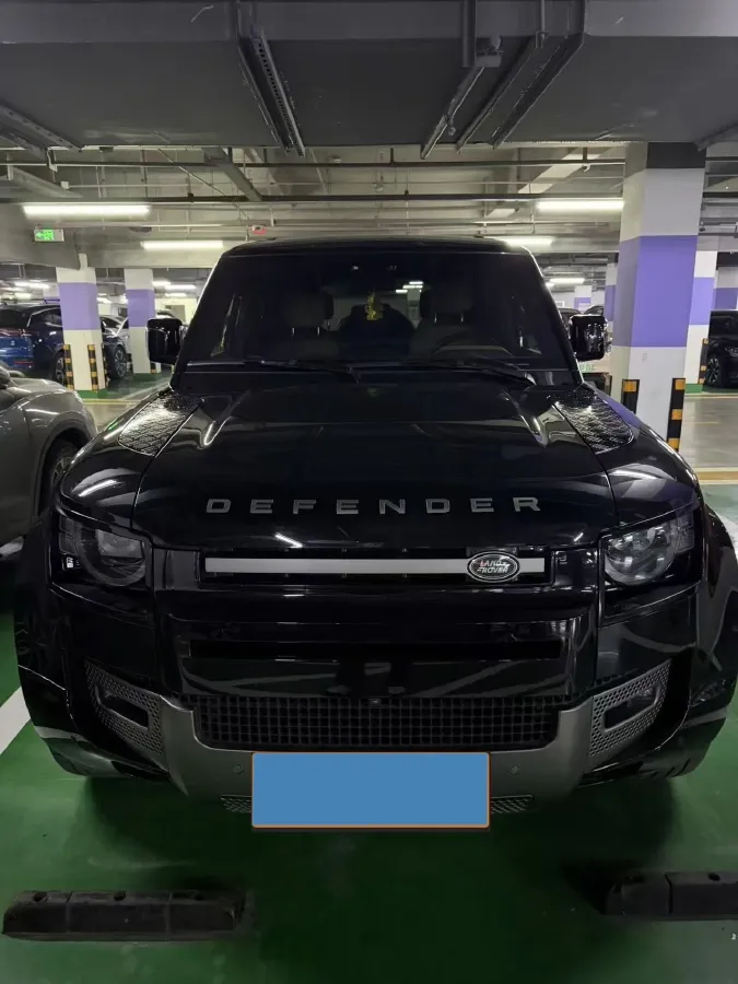 2024 Land Rover Defender 3.0T 400HP L6 8AT,autocango,china used car exporter,china ev exporter,chinese used car exporter,chinese used ev exporter