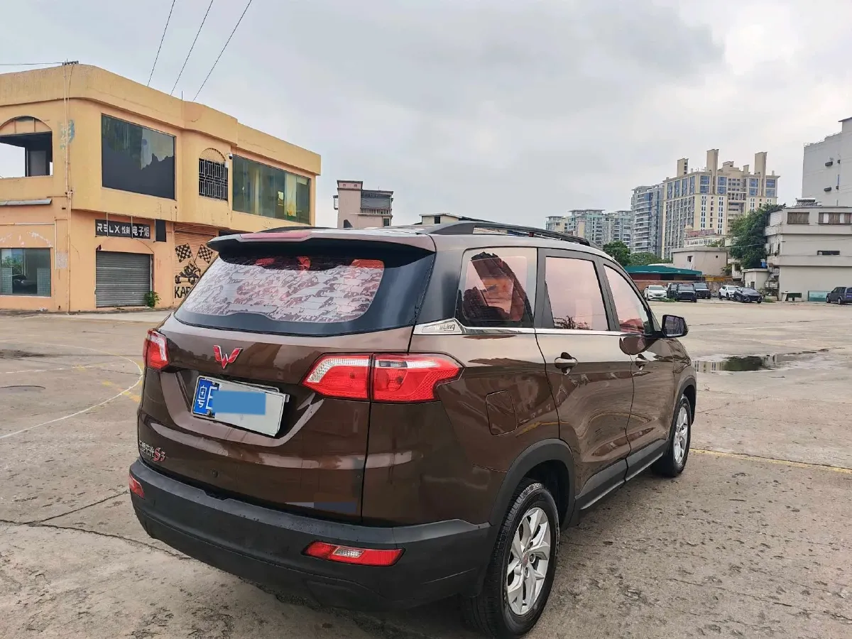 2018 WuLing HongGuang S3 1.5L 112HP L4 6MT,autocango,china used car exporter,china ev exporter,chinese used car exporter,chinese used ev exporter