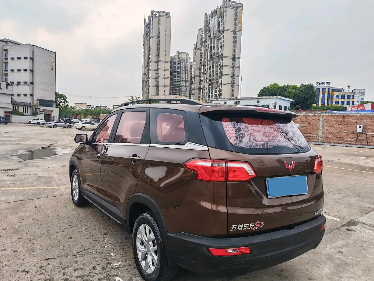 2018 WuLing HongGuang S3 1.5L 112HP L4 6MT,autocango,china used car exporter,china ev exporter,chinese used car exporter,chinese used ev exporter