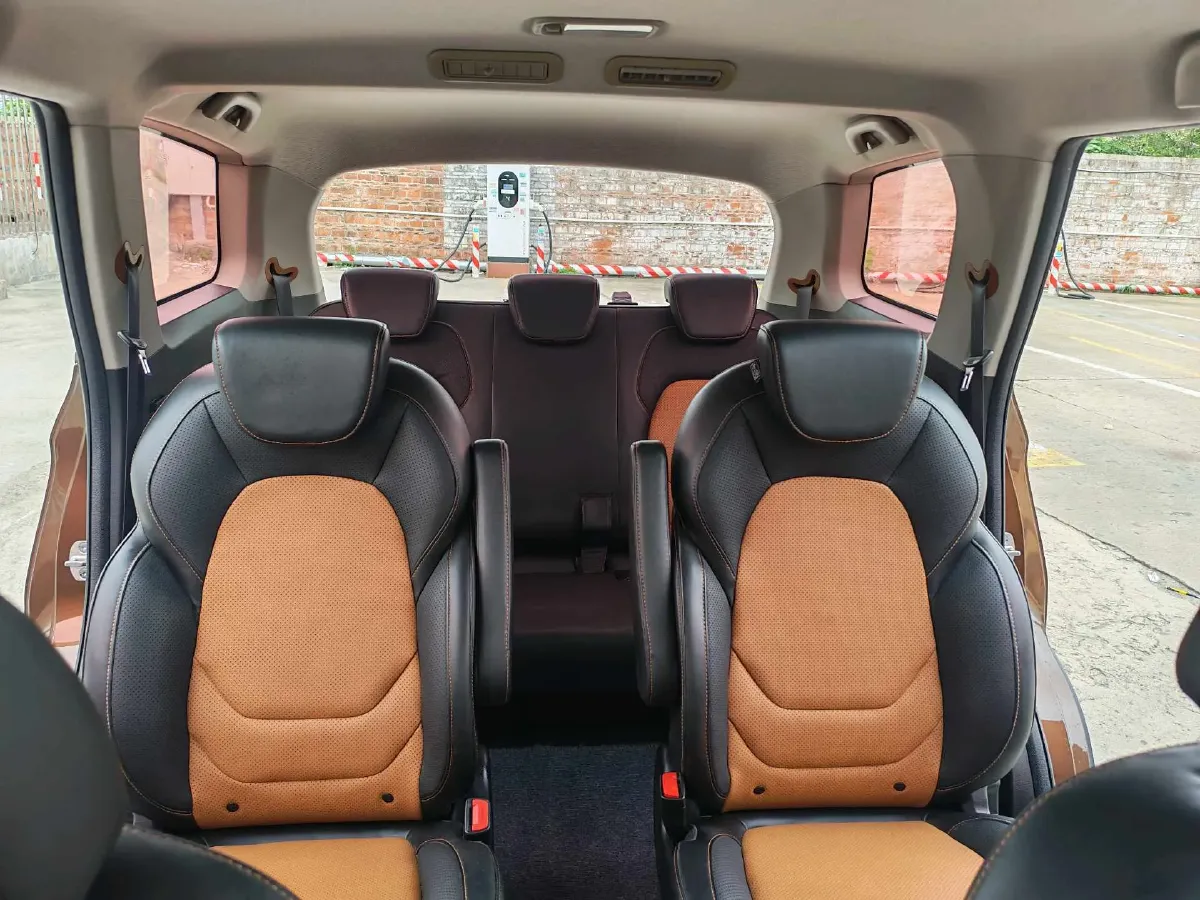 2018 WuLing HongGuang S3 1.5L 112HP L4 6MT,autocango,china used car exporter,china ev exporter,chinese used car exporter,chinese used ev exporter