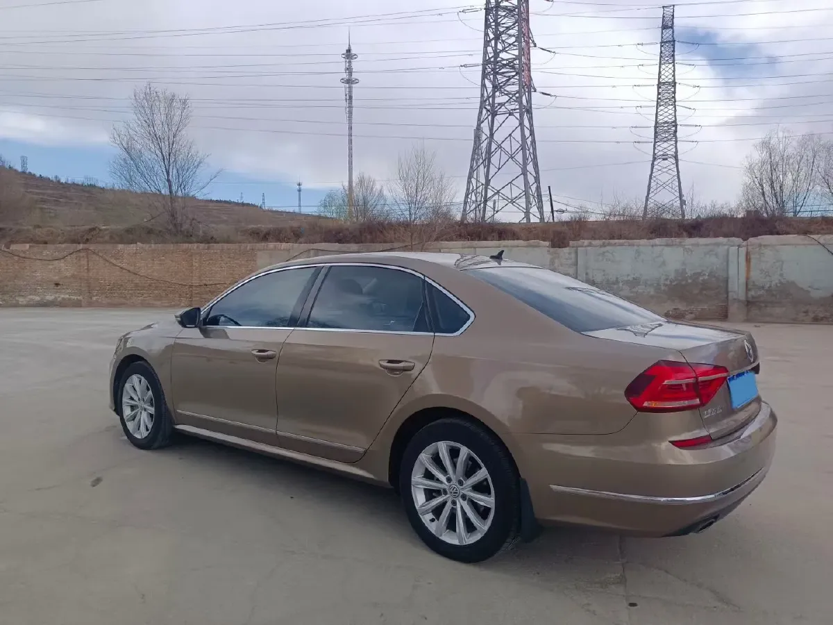 2017 Volkswagen Passat 1.8T 180HP L4 7DCT,autocango,china used car exporter,china ev exporter,chinese used car exporter,chinese used ev exporter