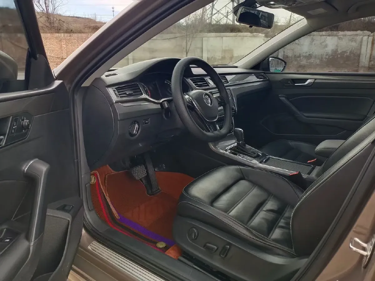 2017 Volkswagen Passat 1.8T 180HP L4 7DCT,autocango,china used car exporter,china ev exporter,chinese used car exporter,chinese used ev exporter