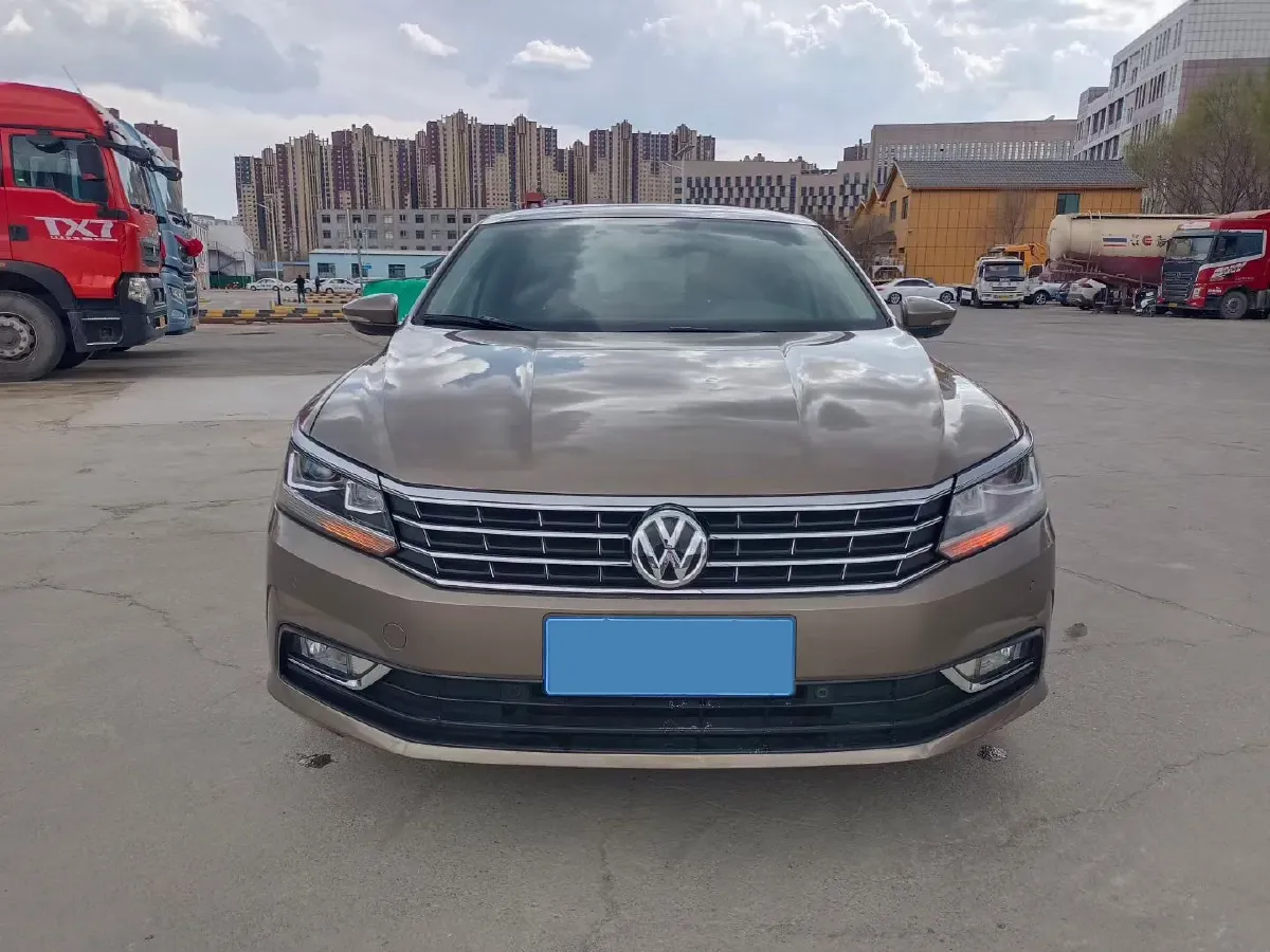 2017 Volkswagen Passat 1.8T 180HP L4 7DCT,autocango,china used car exporter,china ev exporter,chinese used car exporter,chinese used ev exporter