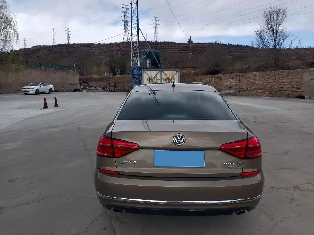 2017 Volkswagen Passat 1.8T 180HP L4 7DCT,autocango,china used car exporter,china ev exporter,chinese used car exporter,chinese used ev exporter