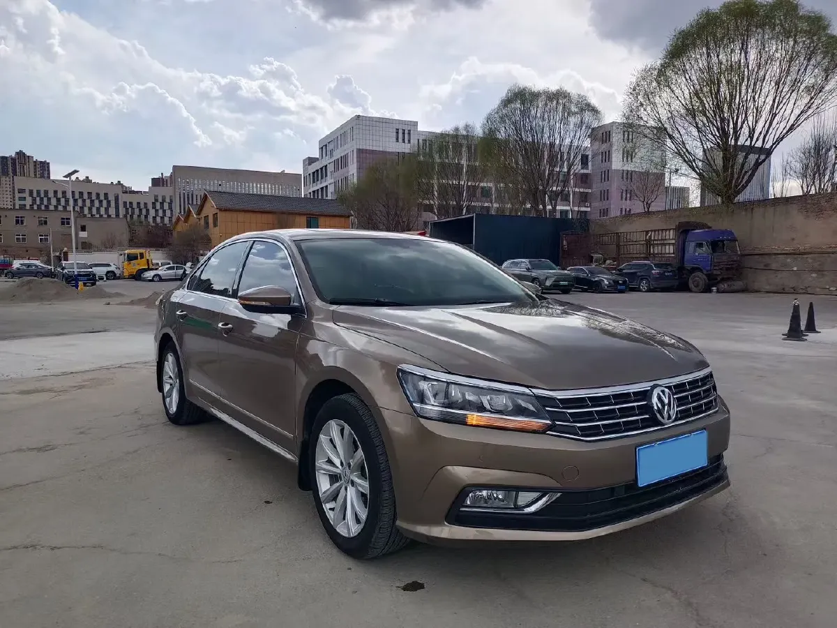 2017 Volkswagen Passat 1.8T 180HP L4 7DCT,autocango,china used car exporter,china ev exporter,chinese used car exporter,chinese used ev exporter