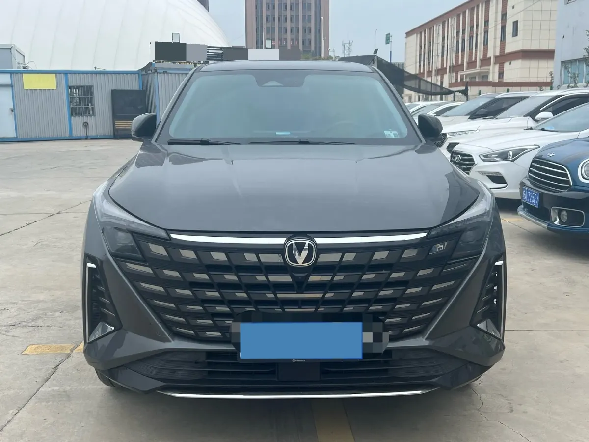 2025 ChangAn UNI-Z 1.5T 188HP L4 7DCT,autocango,china used car exporter,china ev exporter,chinese used car exporter,chinese used ev exporter