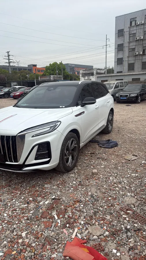 2023 HongQi HS3 2.0T 252HP L4 8AT,autocango,china used car exporter,china ev exporter,chinese used car exporter,chinese used ev exporter