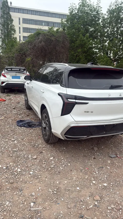 2023 HongQi HS3 2.0T 252HP L4 8AT,autocango,china used car exporter,china ev exporter,chinese used car exporter,chinese used ev exporter