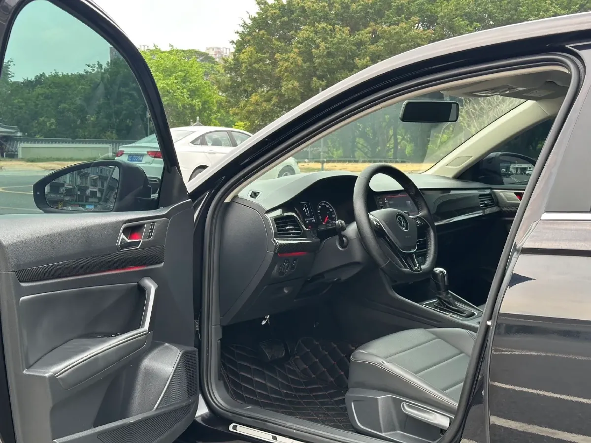 2021 Volkswagen Lavida 1.5L 113HP L4 6AT,autocango,china used car exporter,china ev exporter,chinese used car exporter,chinese used ev exporter