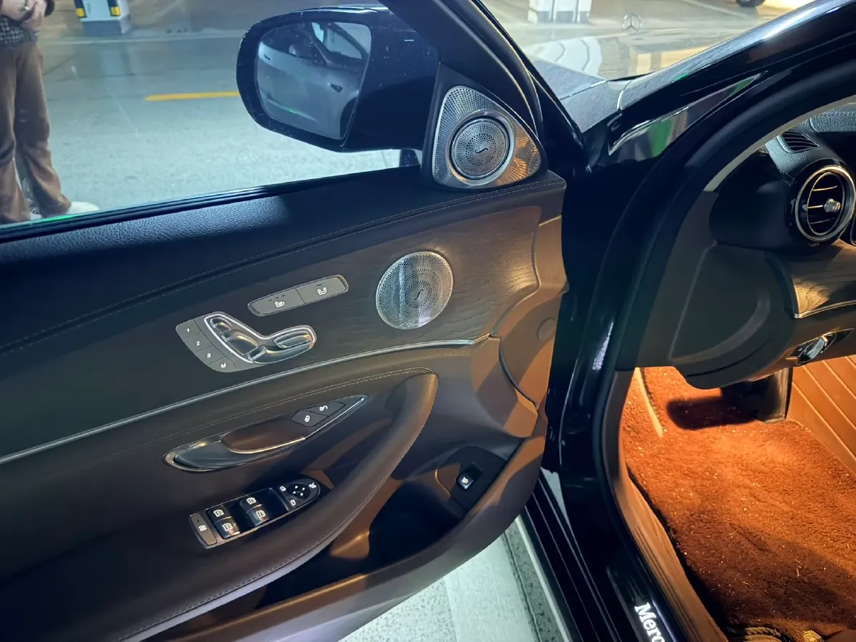 2021 Mercedes-Benz E Class 2.0T 258HP L4 9AT,autocango,china used car exporter,china ev exporter,chinese used car exporter,chinese used ev exporter