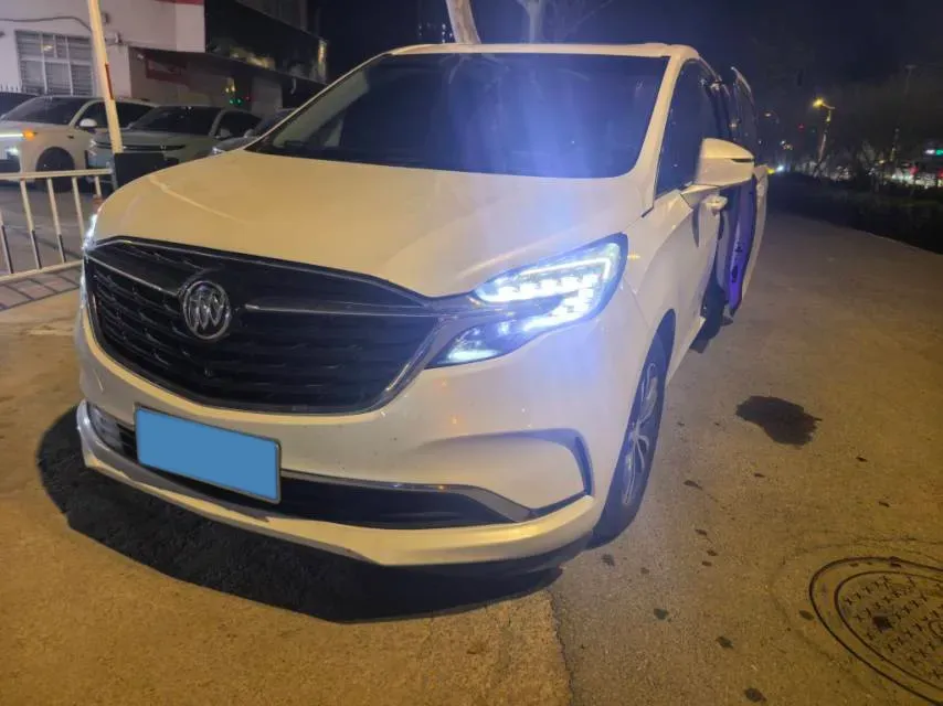 2020 Buick GL8 2.0T 237HP L4 9AT,autocango,china used car exporter,china ev exporter,chinese used car exporter,chinese used ev exporter