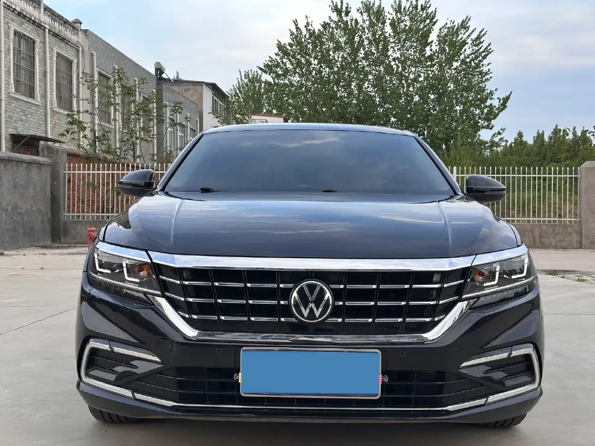 2021 Volkswagen Passat 2.0T 186HP L4 7DCT,autocango,china used car exporter,china ev exporter,chinese used car exporter,chinese used ev exporter