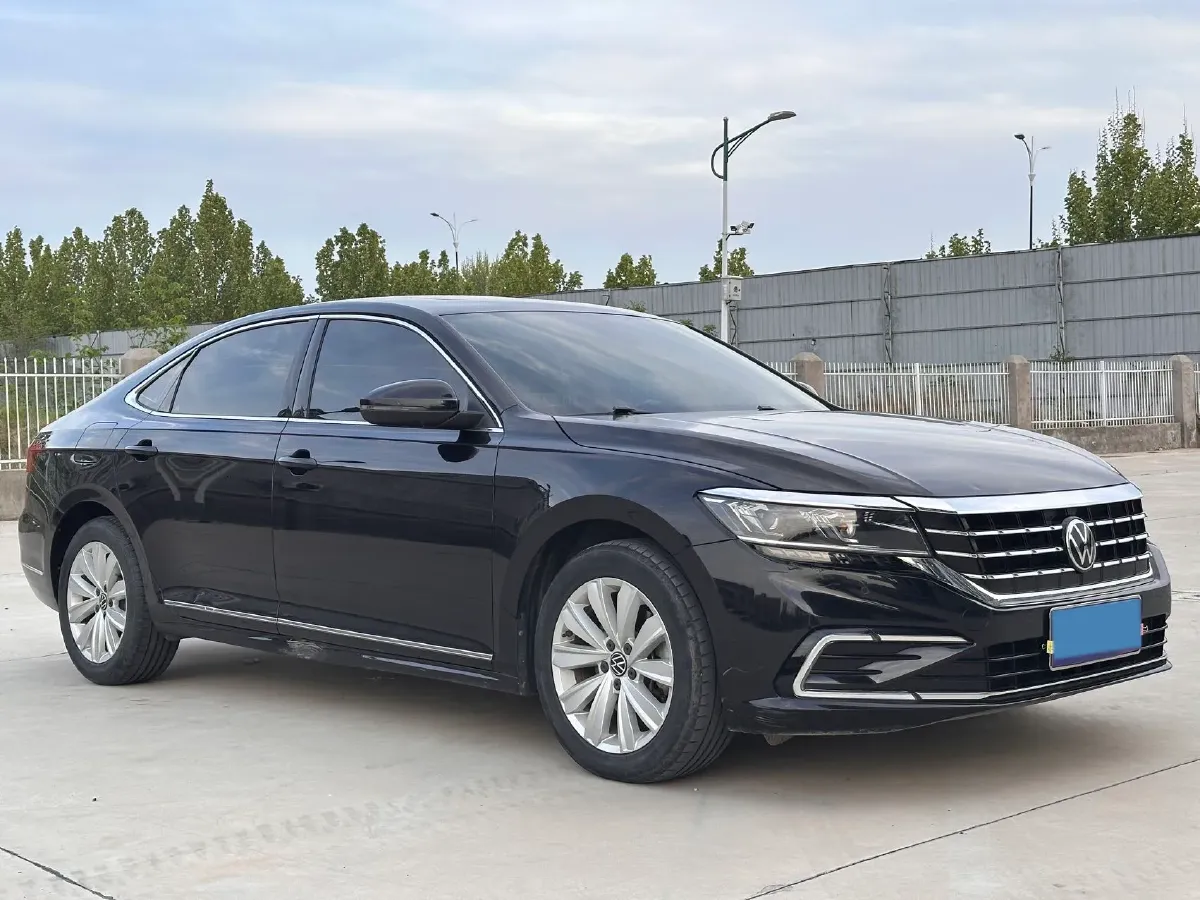 2021 Volkswagen Passat 2.0T 186HP L4 7DCT,autocango,china used car exporter,china ev exporter,chinese used car exporter,chinese used ev exporter