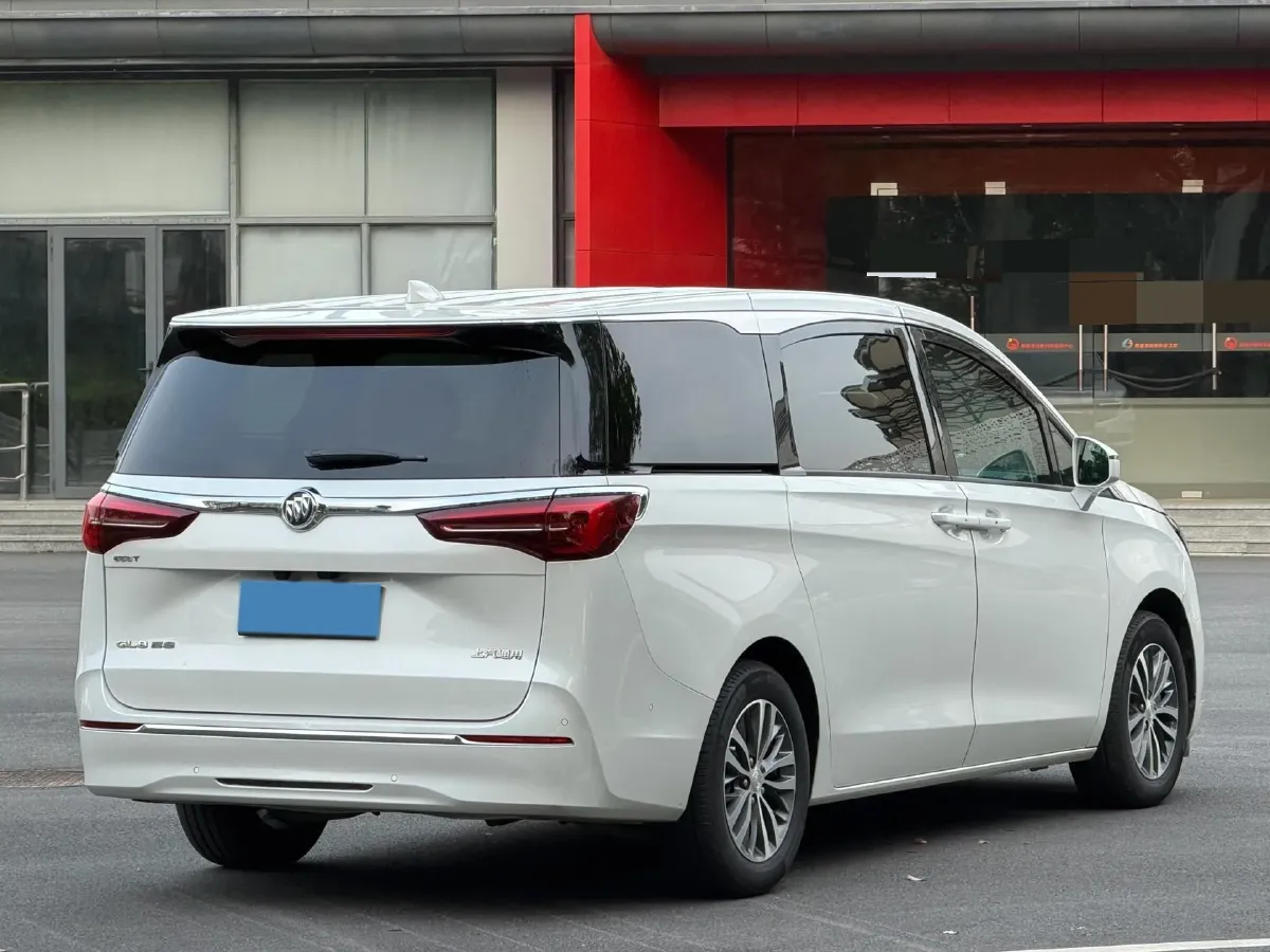 2021 Buick GL8 2.0T 237HP L4 9AT,autocango,china used car exporter,china ev exporter,chinese used car exporter,chinese used ev exporter