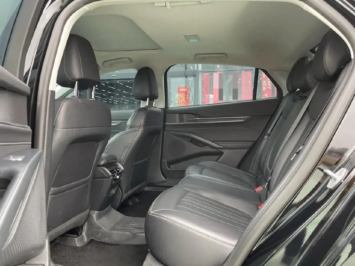 2025 Ford Mondeo 2.0T 254HP L4 8AT,autocango,china used car exporter,china ev exporter,chinese used car exporter,chinese used ev exporter