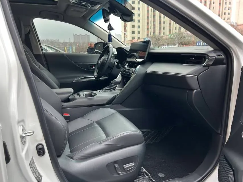 2022 Toyota Harrier 2.0L 171HP L4 CVT,autocango,china used car exporter,china ev exporter,chinese used car exporter,chinese used ev exporter