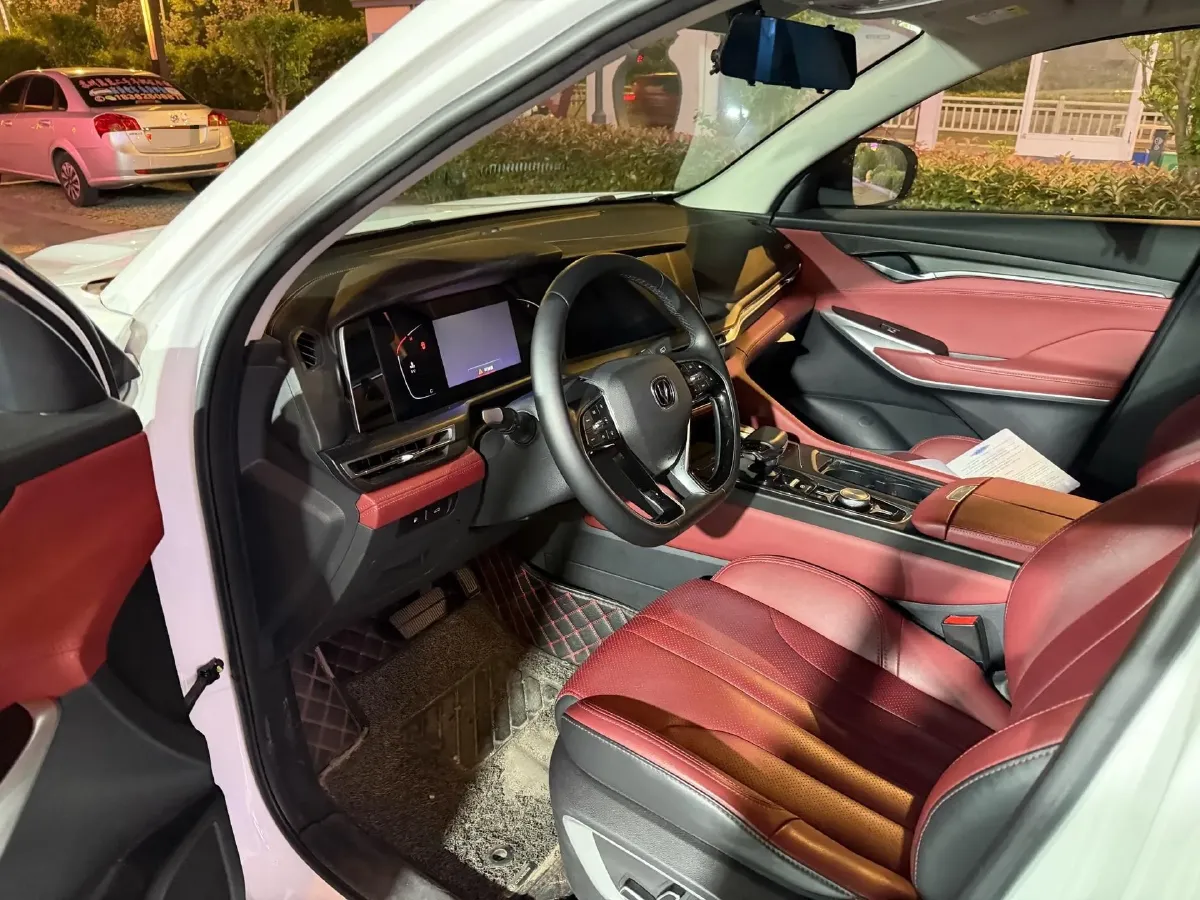 2021 ChangAn CS75 Plus 1.5T 178HP L4 6AT,autocango,china used car exporter,china ev exporter,chinese used car exporter,chinese used ev exporter