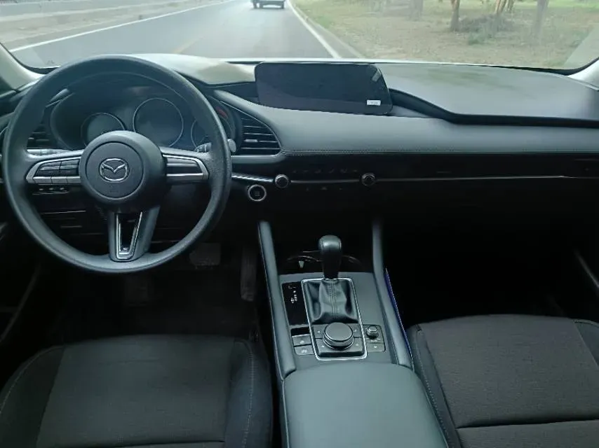 2021 Mazda 3 Axela 1.5L 117HP L4 6AT,autocango,china used car exporter,china ev exporter,chinese used car exporter,chinese used ev exporter