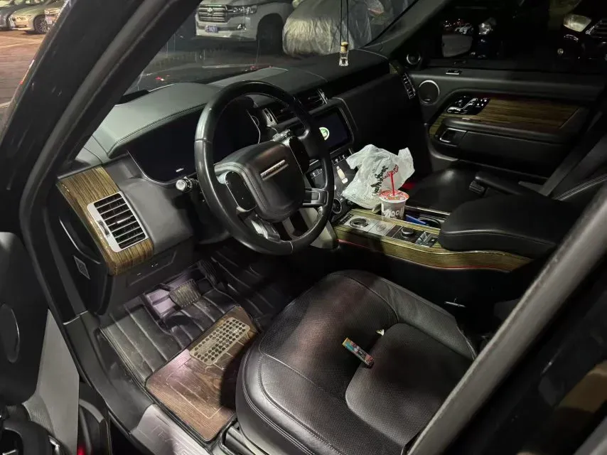 2018 Land Rover Range Rover Evoque 2.0T 241HP L4 9AT,autocango,china used car exporter,china ev exporter,chinese used car exporter,chinese used ev exporter