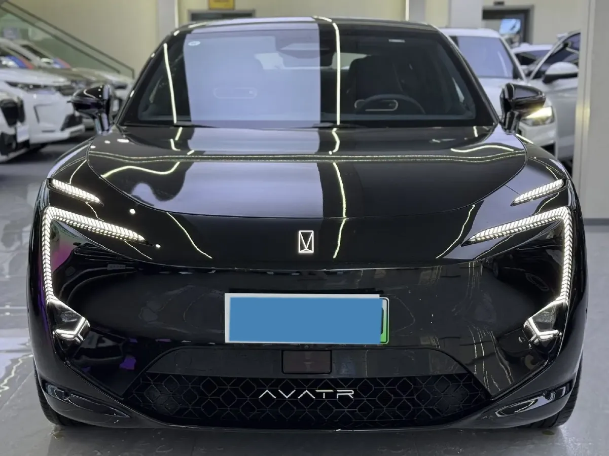 2025 Avatr 11 1.5T 156HP L4 REEV,autocango,china used car exporter,china ev exporter,chinese used car exporter,chinese used ev exporter
