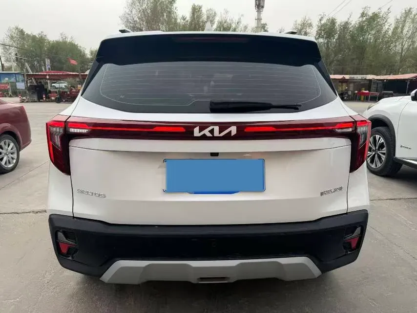 2023 Kia Seltos 1.5L 115HP L4 CVT,autocango,china used car exporter,china ev exporter,chinese used car exporter,chinese used ev exporter