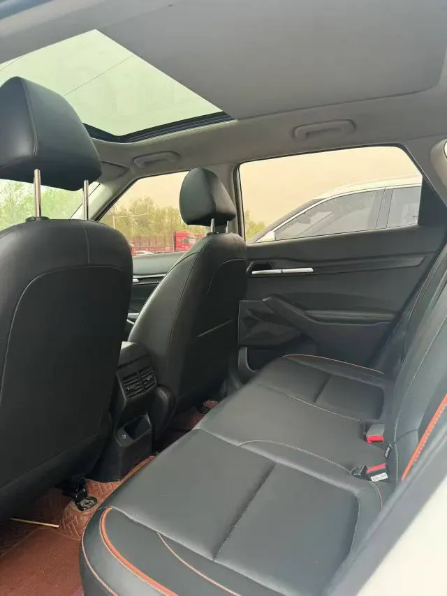 2023 Kia Seltos 1.5L 115HP L4 CVT,autocango,china used car exporter,china ev exporter,chinese used car exporter,chinese used ev exporter